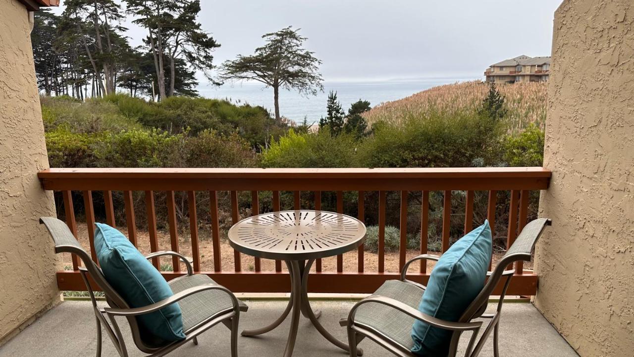 Апарт отель Spectacular Ocean View - 3 Heated Pools - Seascape Аптос Экстерьер фото